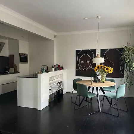 Characteristic And Spacious In The Old Town * Noordwijk